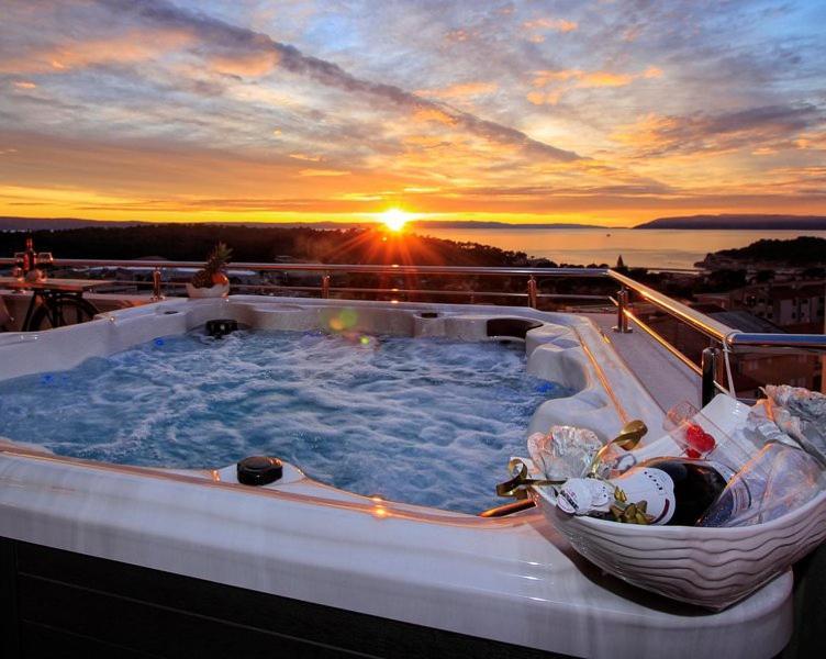 Fux Penthouse Whirlpool Meerblick Zadar Exterior photo